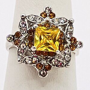 Vintage Silver Plated Citrine Simulated Diamond Ring Women 7.5 Intricate Flower